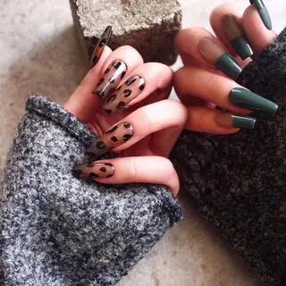 ネイル Queens マオのネイルデザイン