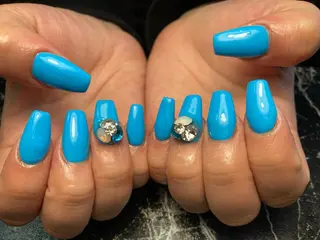 ミディアム ネイル ✴︎ Delightのネイルデザイン