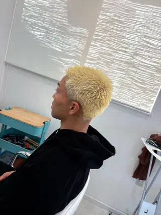 ショート カラー メンズ 本間 颯太のヘアスタイル