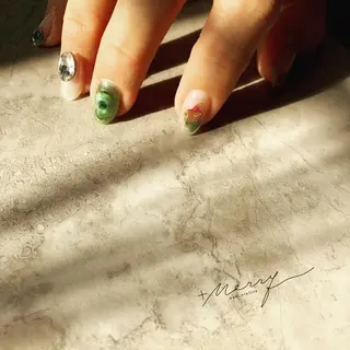 ネイル ネイルアトリエ プラスメリーのネイルデザイン