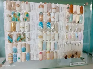 ネイル SYR nail salonのネイルデザイン