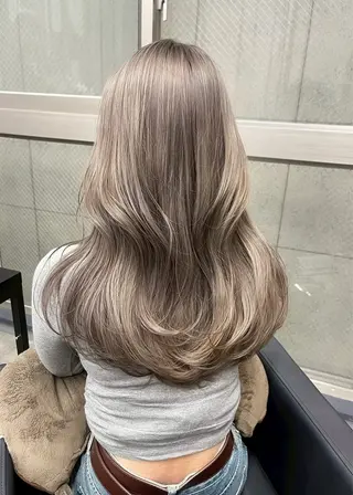カラー ありさ/ モデル募集中🎀のヘアスタイル