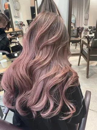 ミディアム カラー ヘアアレンジ 🌹TikTok４万 ﾌｫﾛﾜｰ🌹AKIのヘアスタイル