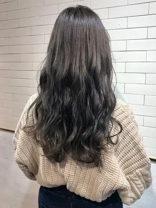 ロング カラー 髪質改善⌇透明感 カラー⌇川上葵のヘアスタイル