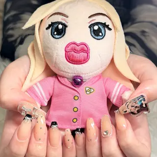 ネイル 藤本 楓のネイルデザイン