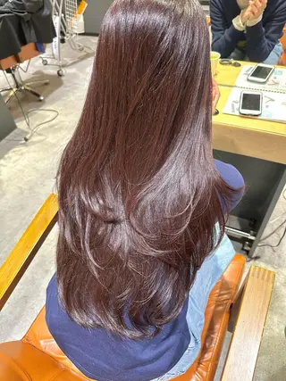 ロング カラー 平尾 樹里のヘアスタイル