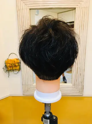 ショート 山本 雷のヘアスタイル