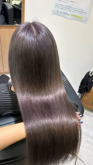 ロング カラー 寒色/艶カラー 🐺❄️/ yuu.のヘアスタイル