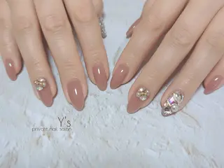 ネイル YUMI NAGAI  のネイルデザイン