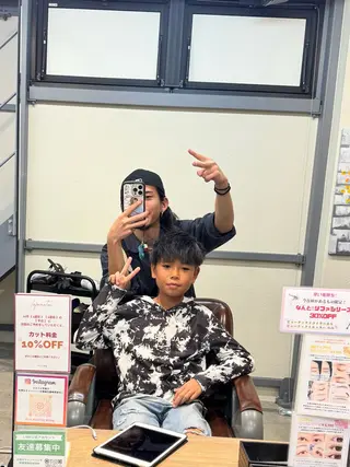 ショート カラー パーマ メンズ 梅本 淑人のヘアスタイル