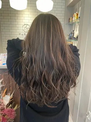 セミロング 日比崚介🍀 おくれげ小顔カットのヘアスタイル