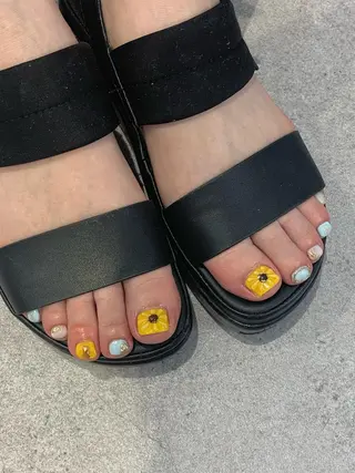 ネイル マキノ ユイのネイルデザイン