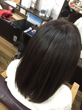 カラー 中山 ルミ子のヘアスタイル