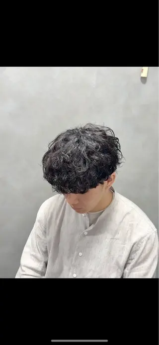 ミディアム パーマ メンズ メンズパーマ特化 美容師kouyaのヘアスタイル
