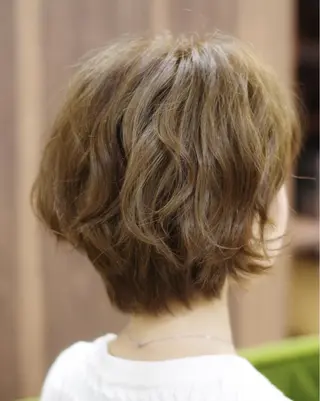 ショート カラー 🟦髪質改善6年 💊YAMAMOTOのヘアスタイル