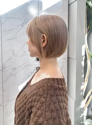 ショート カラー マツザキ マナトのヘアスタイル
