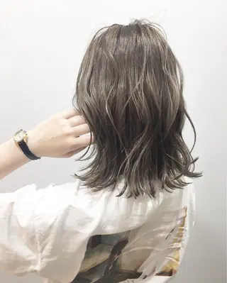 カラー テディ teddyのヘアスタイル