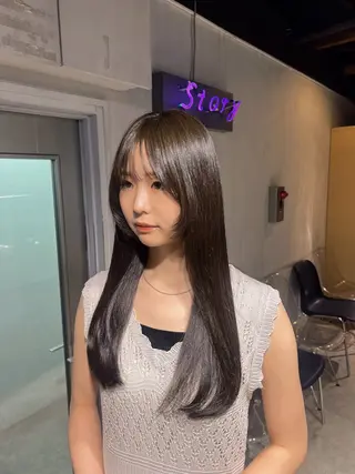 ロング カラー NANAMI🩵 大人可愛い韓国ヘアのヘアスタイル