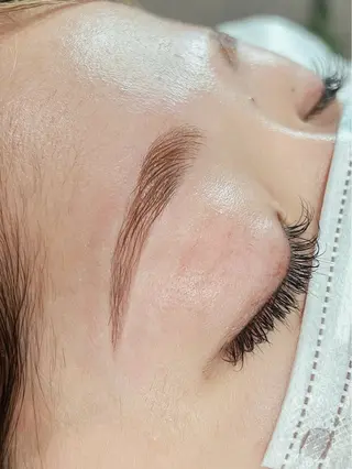 アイブロウ アミューズ MIKIのマツエク・マツパデザイン