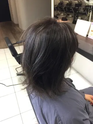 ミディアム カラー ヘアアレンジ 秋葉 一郎のヘアスタイル