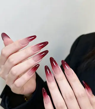 ネイル Luna Gladeのネイルデザイン