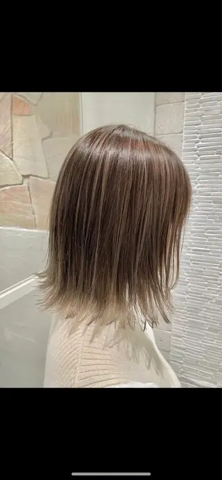 ショート カラー 👑髪質改善カラー 中垣斗希のヘアスタイル