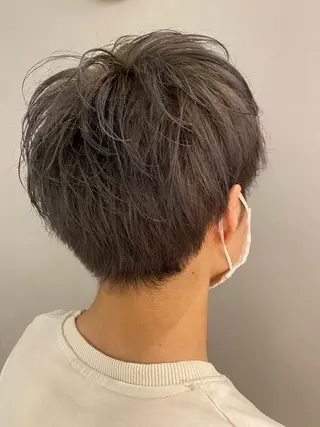 カラー メンズ unopulir 景山　凌のヘアスタイル