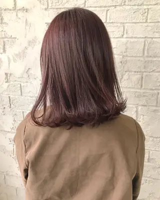 ミディアム カラー オリーブ/アッシュ やわらか透明感カラーのヘアスタイル