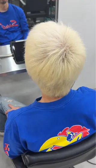 カラー メンズ 蔭山 幸奈のヘアスタイル
