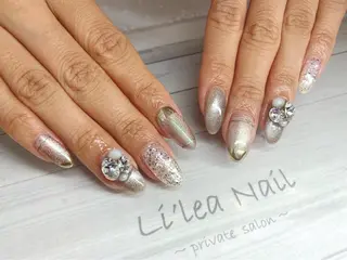 ネイル Li'leaNail AINAのネイルデザイン
