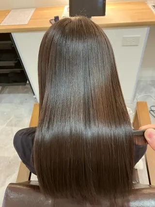 セミロング カラー ヘアアレンジ キッズ 横浜関内髪質改善 re:Magoのヘアスタイル