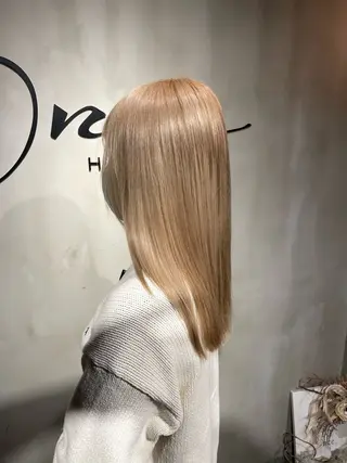 セミロング カラー 艶感/レイヤーカット 🌐Taketoのヘアスタイル