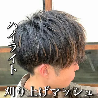 ショート カラー メンズ 【扱いやすいパーマ】 眞鍋拓己のヘアスタイル