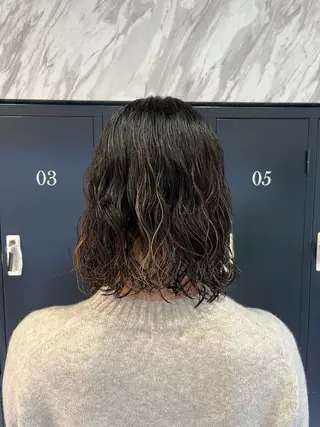 パーマ メンズ 荒木 美沙樹のヘアスタイル