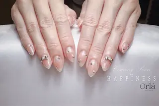 ミディアム Orla nail salonのネイルデザイン