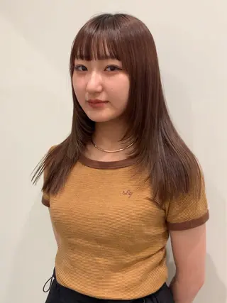 セミロング カラー 落合希 Olivebeigeのヘアスタイル