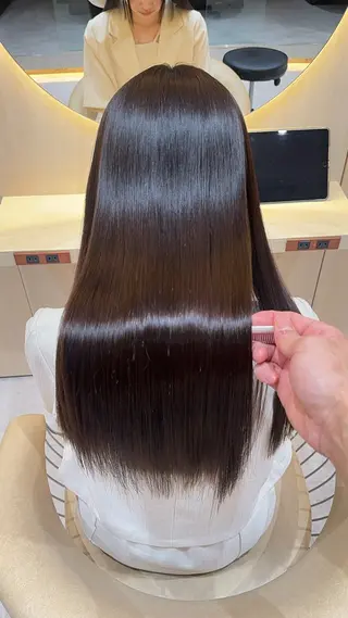 セミロング カラー 縮毛矯正✨🫧 レイヤー川村利幸のヘアスタイル