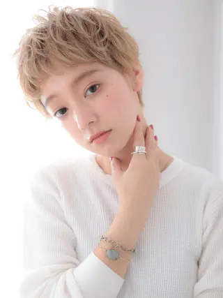 ショート カラー レイヤーカット✂️ 横浜No1♡下鳥翔子のヘアスタイル