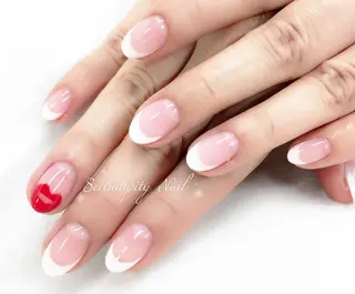 ネイル 守屋 香織のマツエク・マツパデザイン