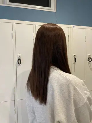 カラー 伊藤 未夢のヘアスタイル