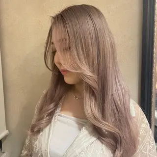 カラー yui/ layer cutのヘアスタイル