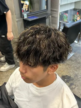 ショート メンズ 川尻 竜正のヘアスタイル