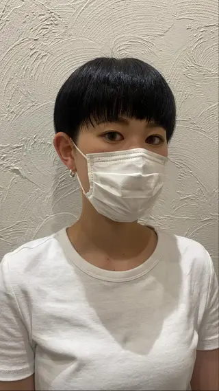 ショート カラー 前橋 姫奈のヘアスタイル