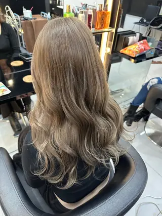 セミロング Lapis池袋 REIのヘアスタイル