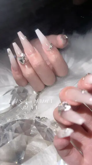 ネイル MADIA所属・MADIA RUNAのネイルデザイン