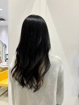 カラー 🩶米澤 美月🩶のヘアスタイル