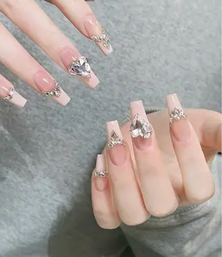 ネイル L.nail 【エル.ネイル】のネイルデザイン