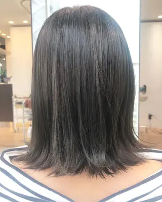 ミディアム カラー 逗子葉山 ナオイカイラのヘアスタイル