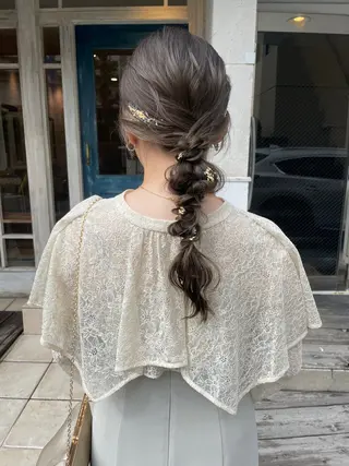 ロング ヘアアレンジ 🙃 透明感カラー/ボブのヘアスタイル