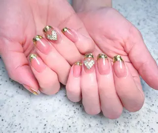 ネイル Queens ゲンのネイルデザイン